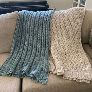 Knit Throw Blankets